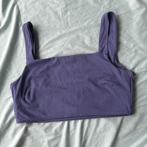 π Paragon Purple Sports Bra β Vibrant & Supportive! - Picture 4 of 4